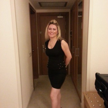 Fedoua - Escort girl à Walhain Profil de Fedoua, 29 ans, Escort girl à Walhain (Brabant wallon)